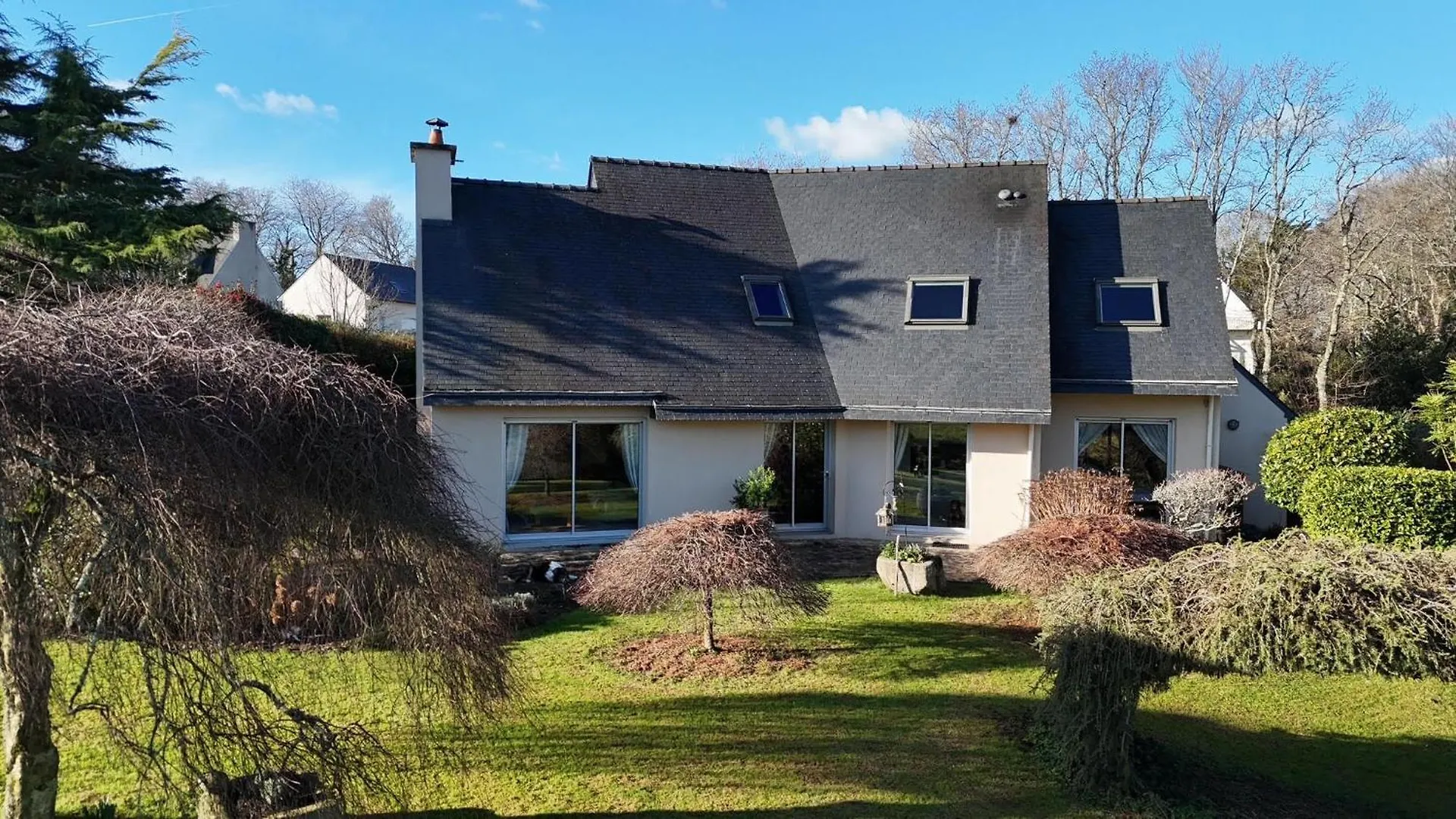 Holiday home Grande Maison Spacieuse Et Moderne Avec Jardin Fouesnant